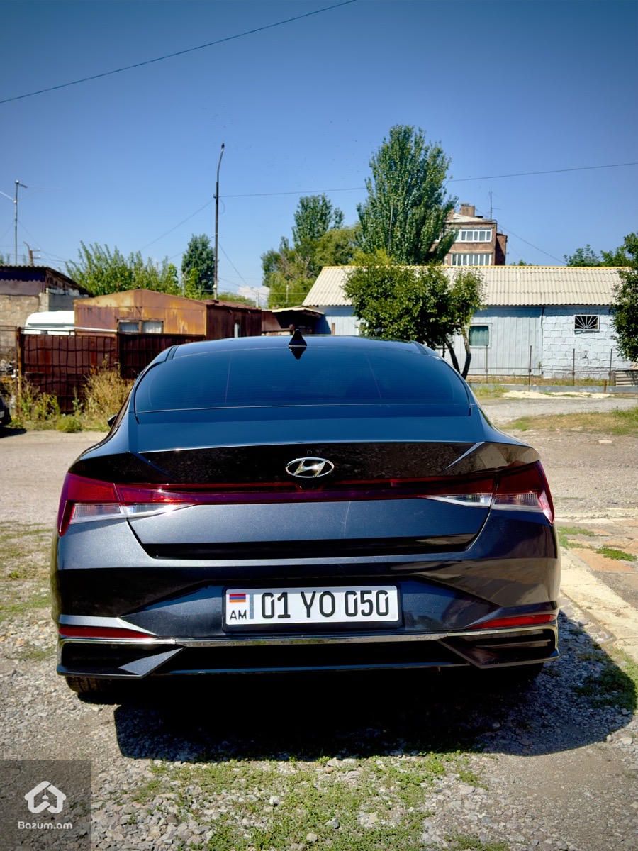 Hyundai Elantra 2023 - image 7