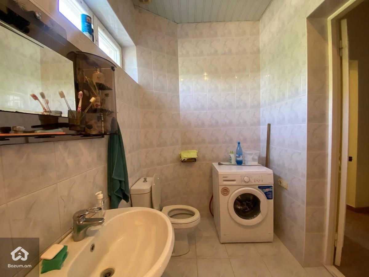 Վաճառվում է եռահարկ առանձնատուն Զովքում - image 20