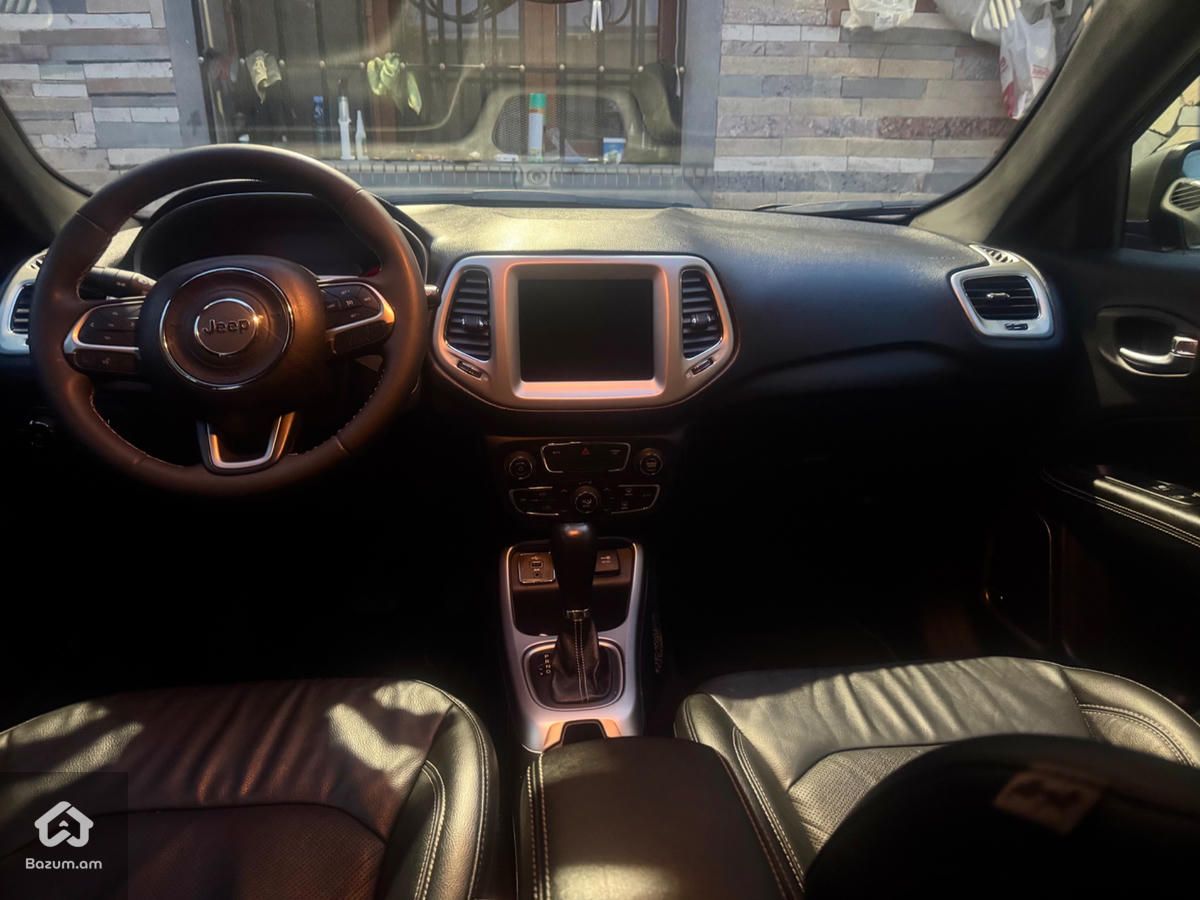 Jeep Compass Aniversary - image 16