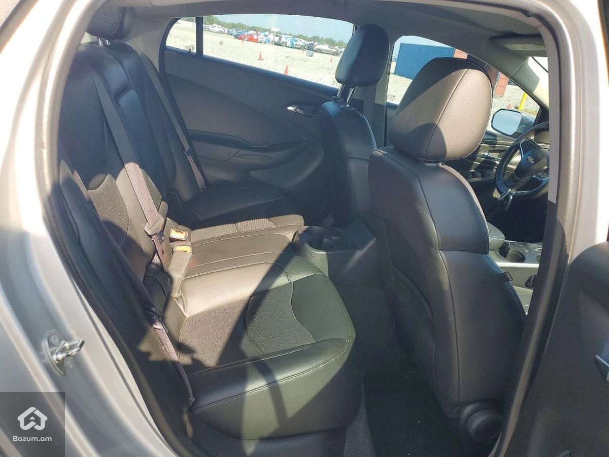 CHEVROLET VOLT 2017 - image 10