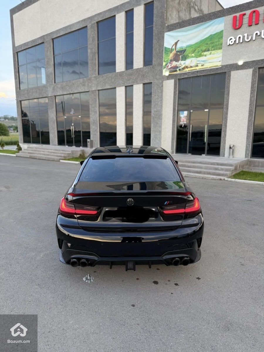 BMW 330 2019 - image 5