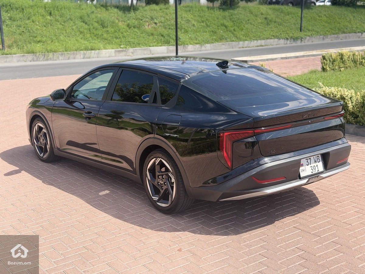 Kia K4 2025 EX - image 9