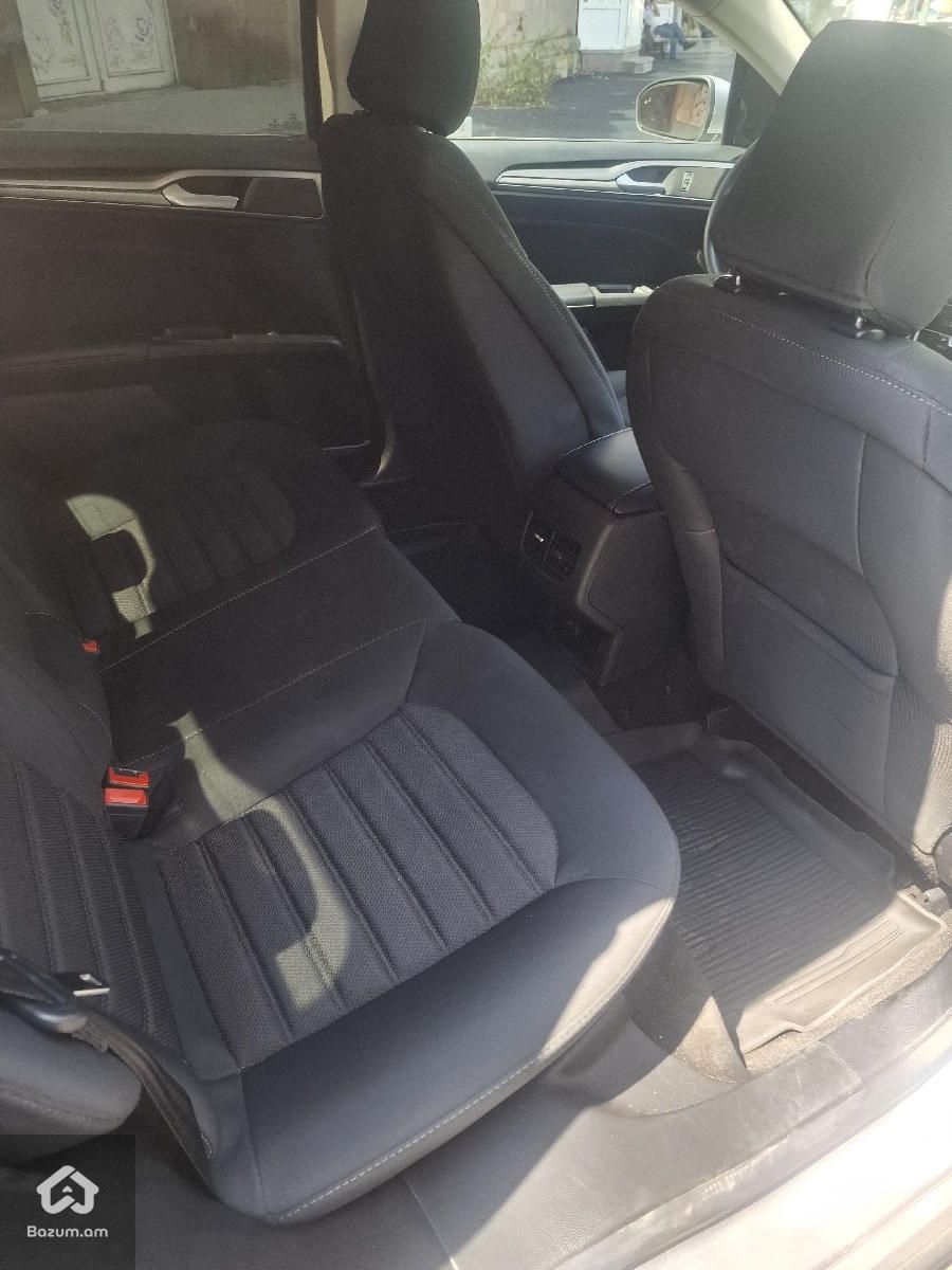 Ford Fusion 2020 - image 8