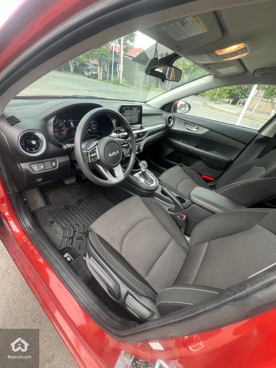 Kia Forte 2022 - image 9
