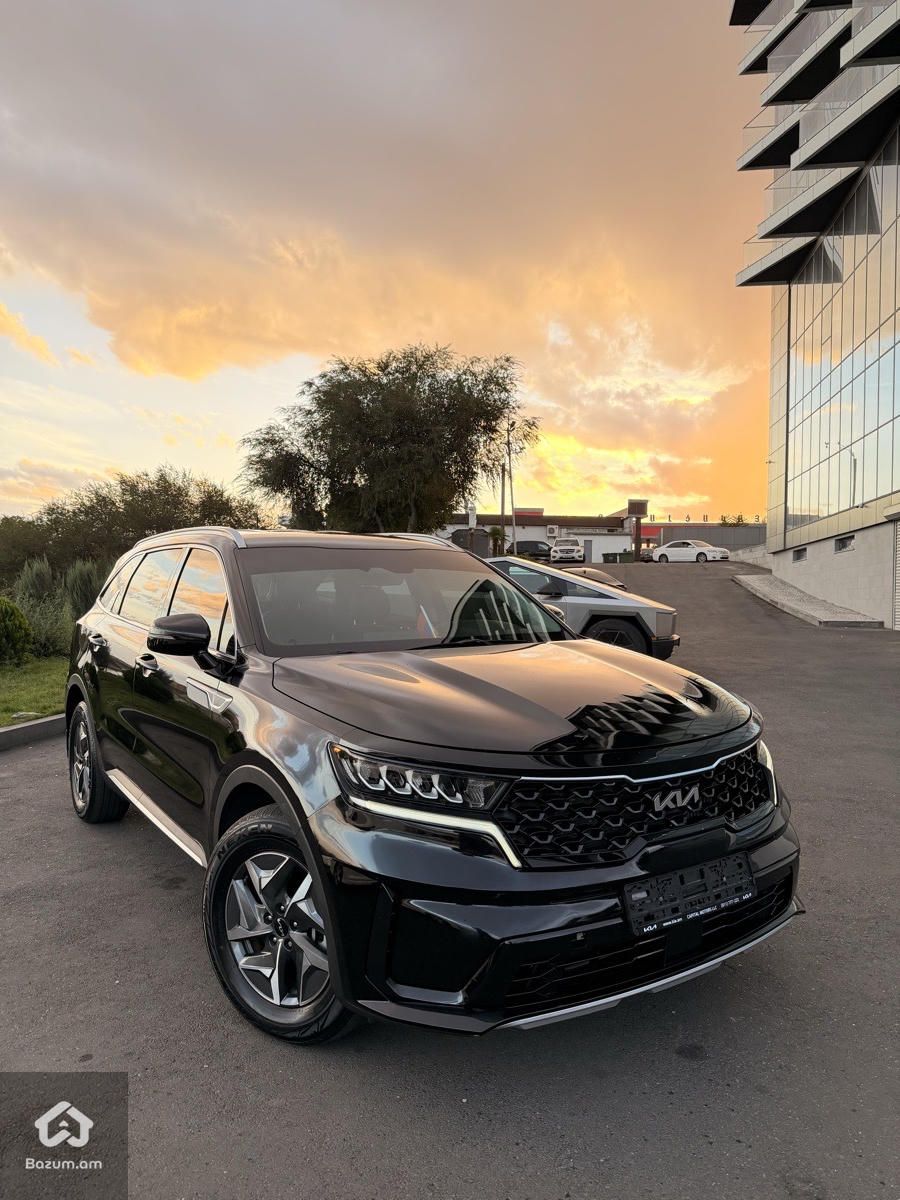Kia Sorento Hybrid 2021 - image 2