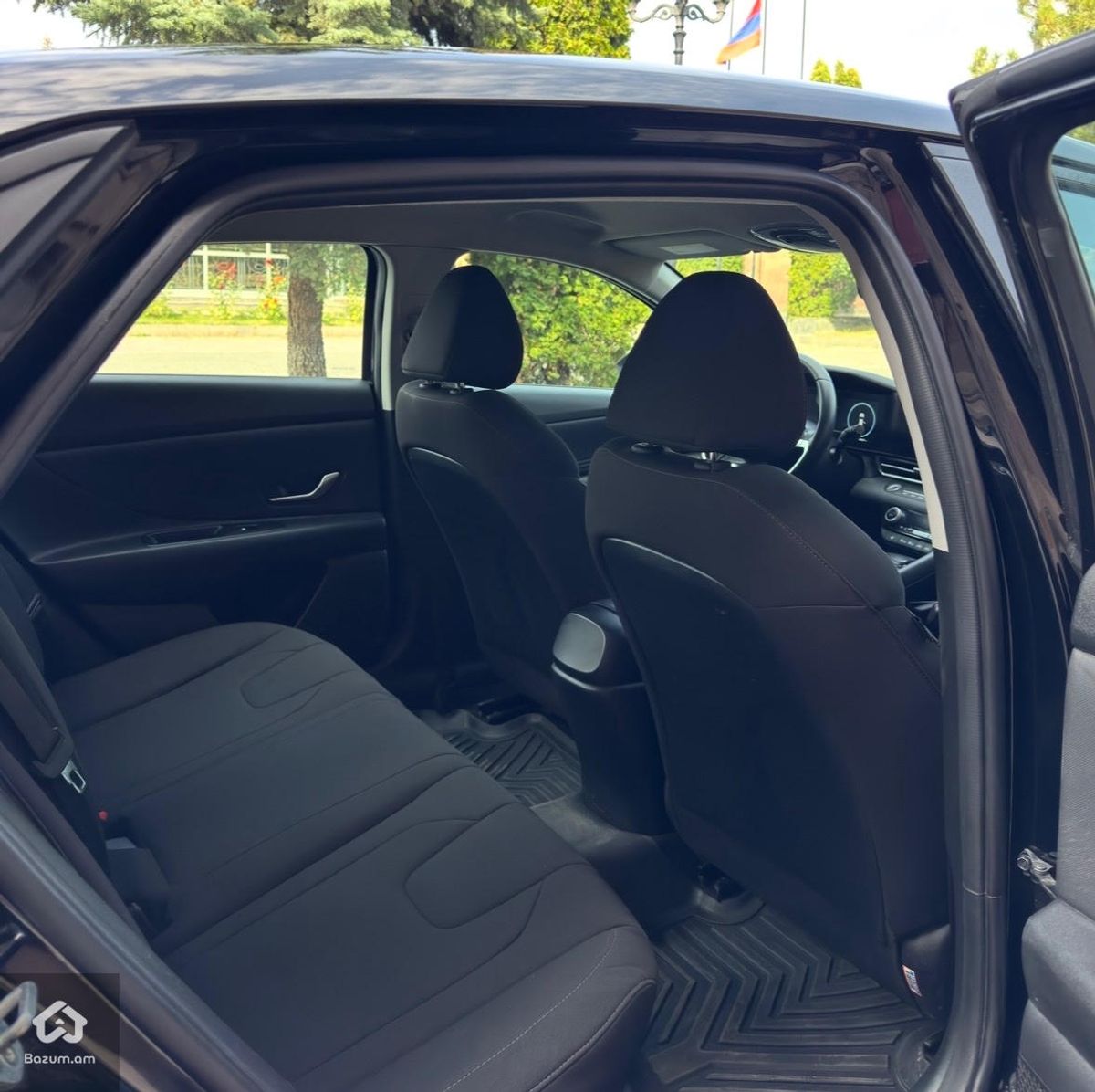 Hyundai Elantra 2023 - image 11