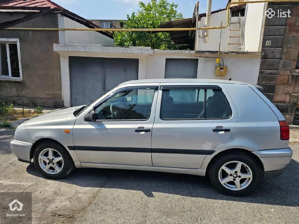 Volkswagen Golf 1997 - image 2