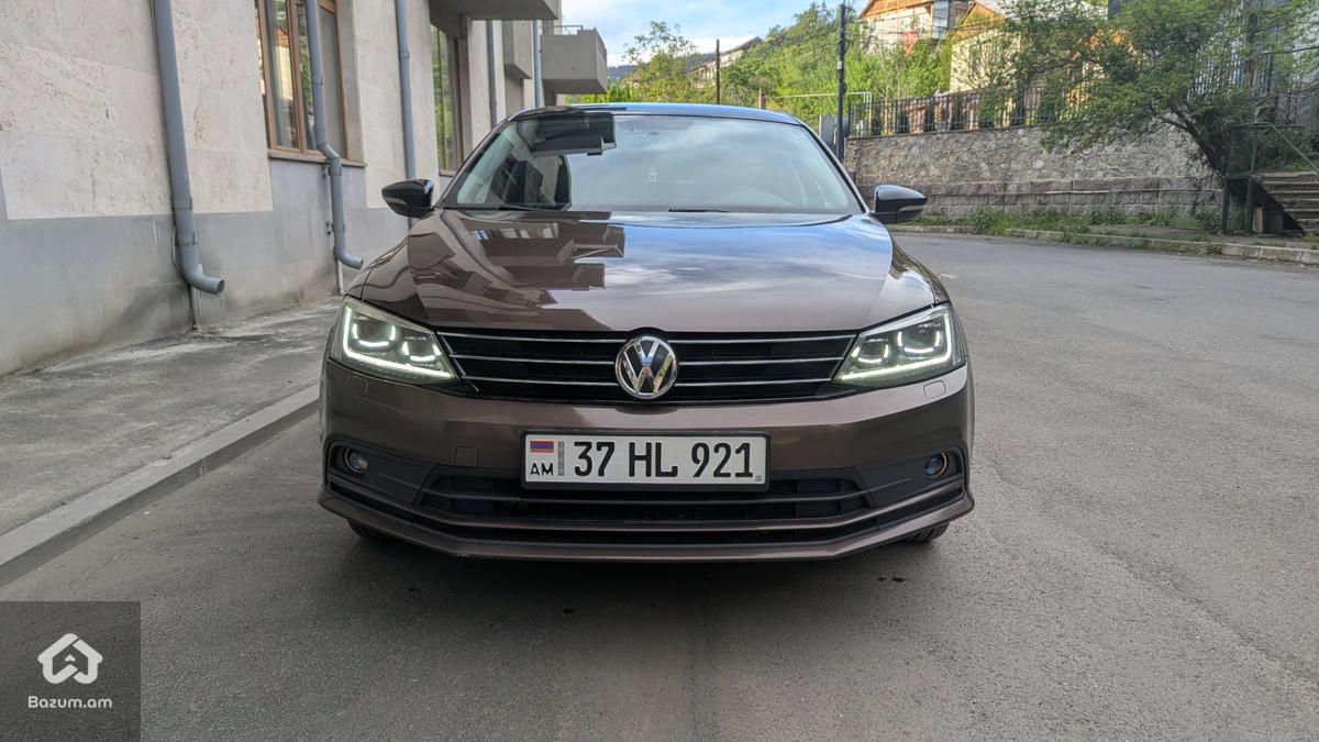 Volkswagen Jetta  - image 5