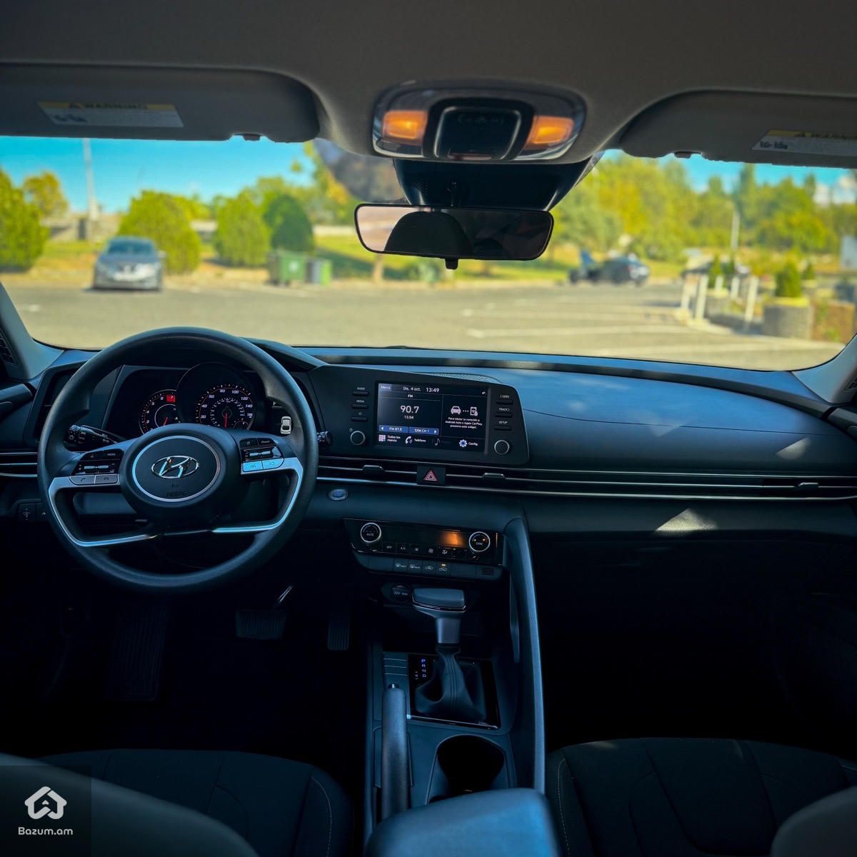 Hyundai Elantra 2023 - image 10