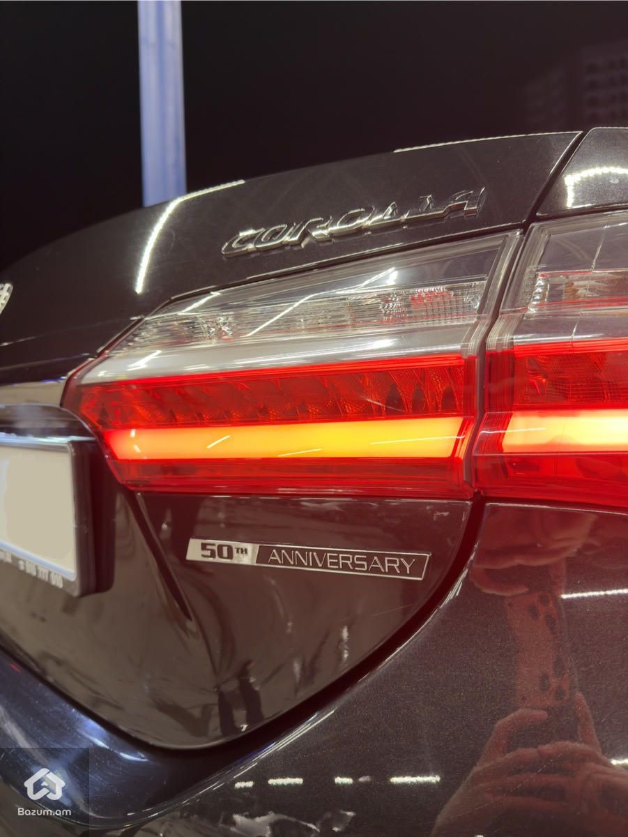 Toyota Corolla 2017 - image 6