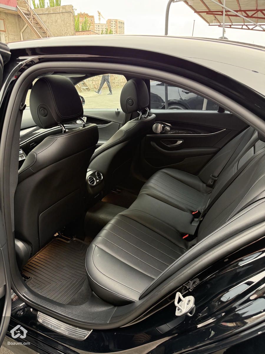 2021 Mercedes-Benz E350 Restyle - image 9