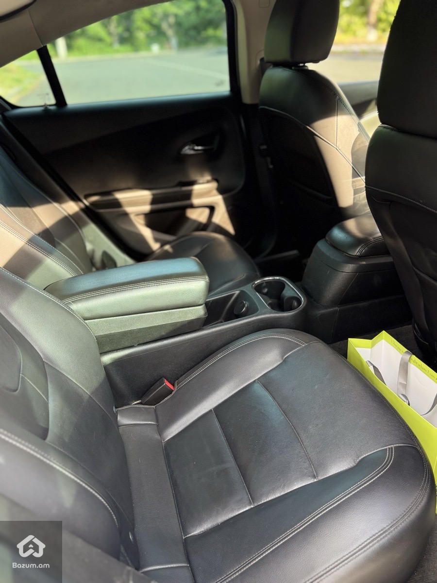 Chevrolet Volt 2014 - image 3