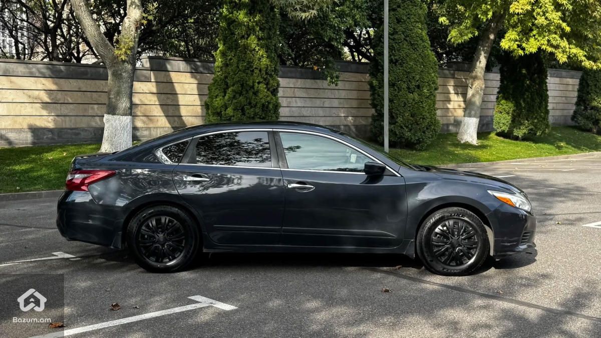 Nissan Altima 2018 - image 5
