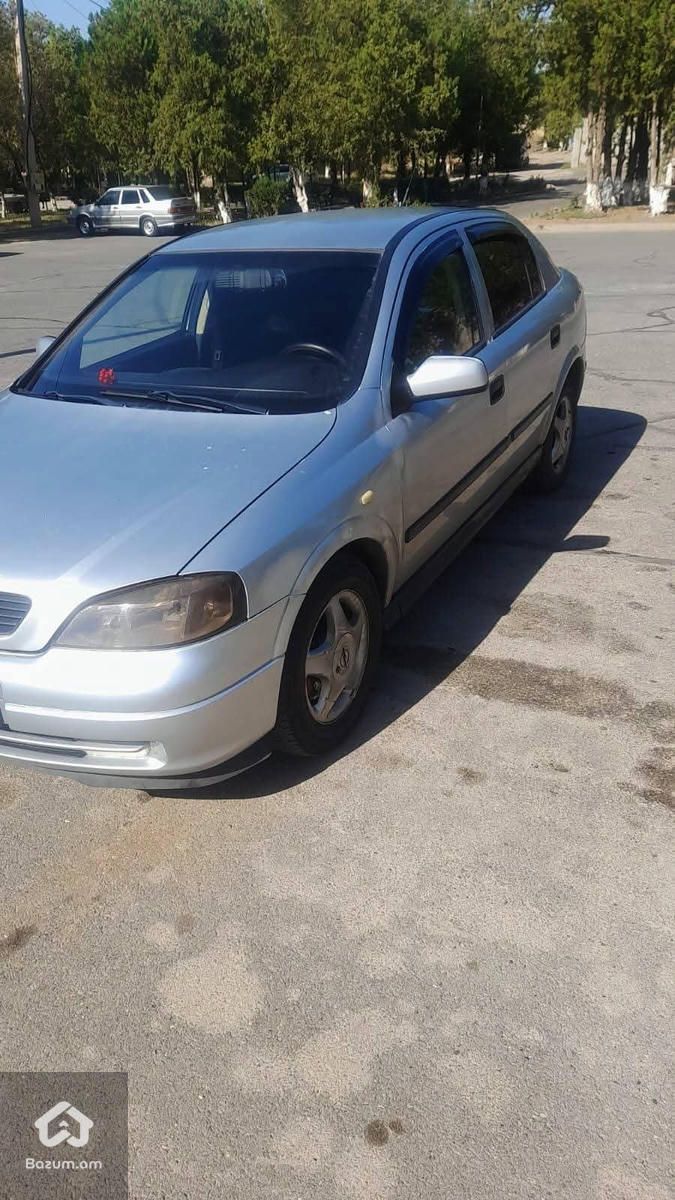 Opel Astra 1999 - image 1