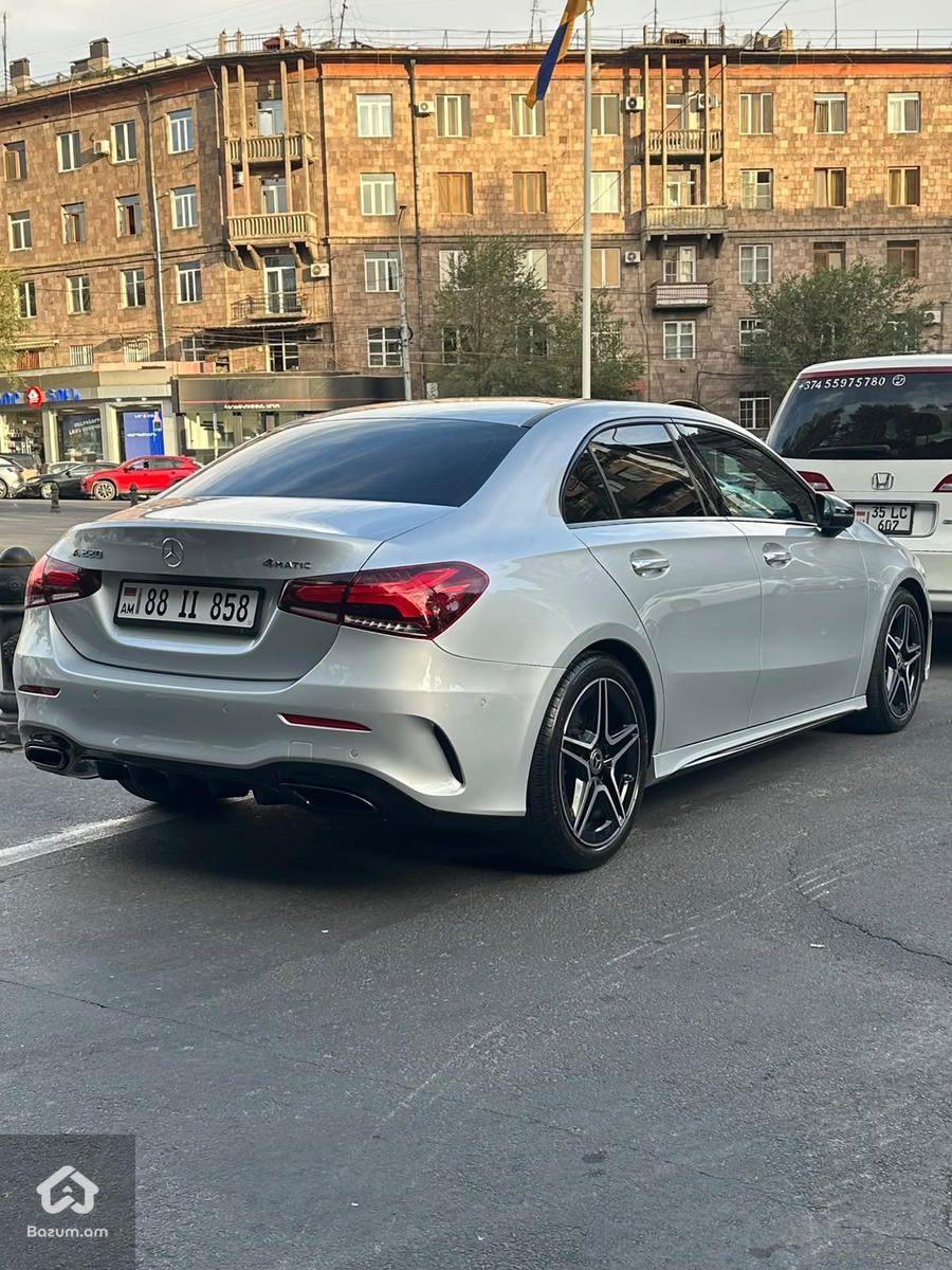 Mercedes-Benz A 220 AMG - image 4