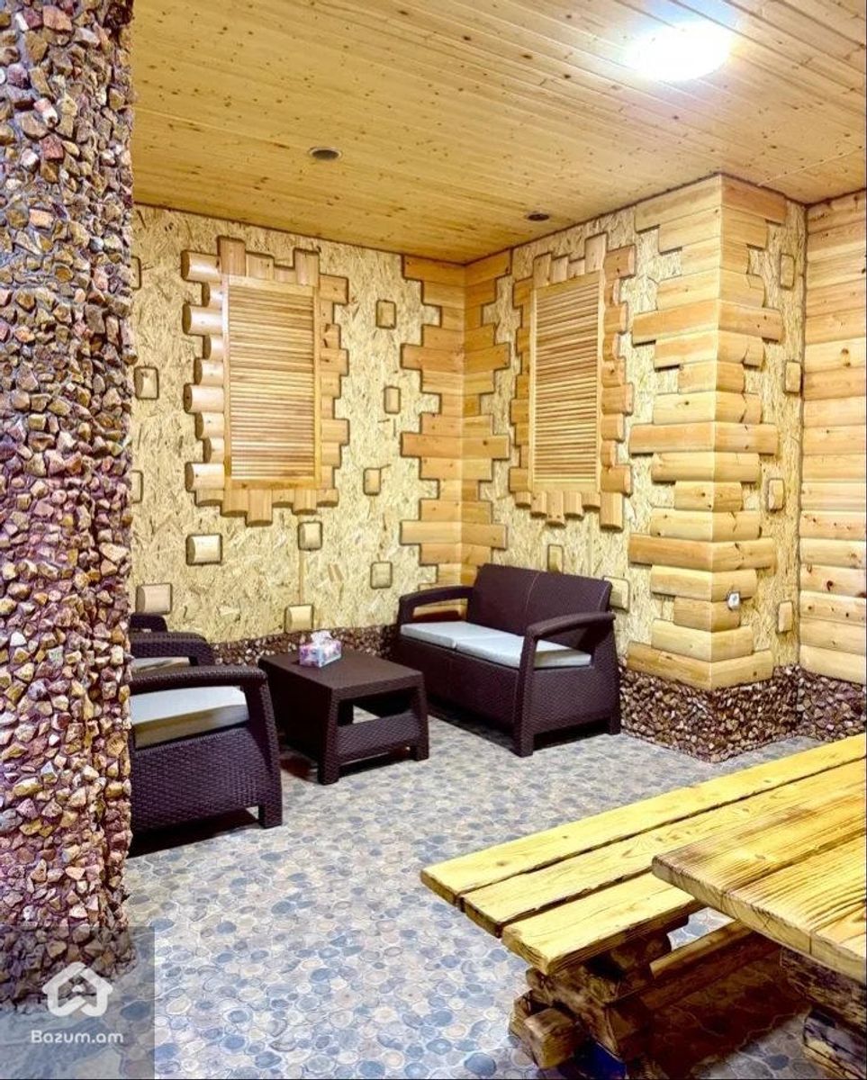 Saturn Garden Hotel - image 2