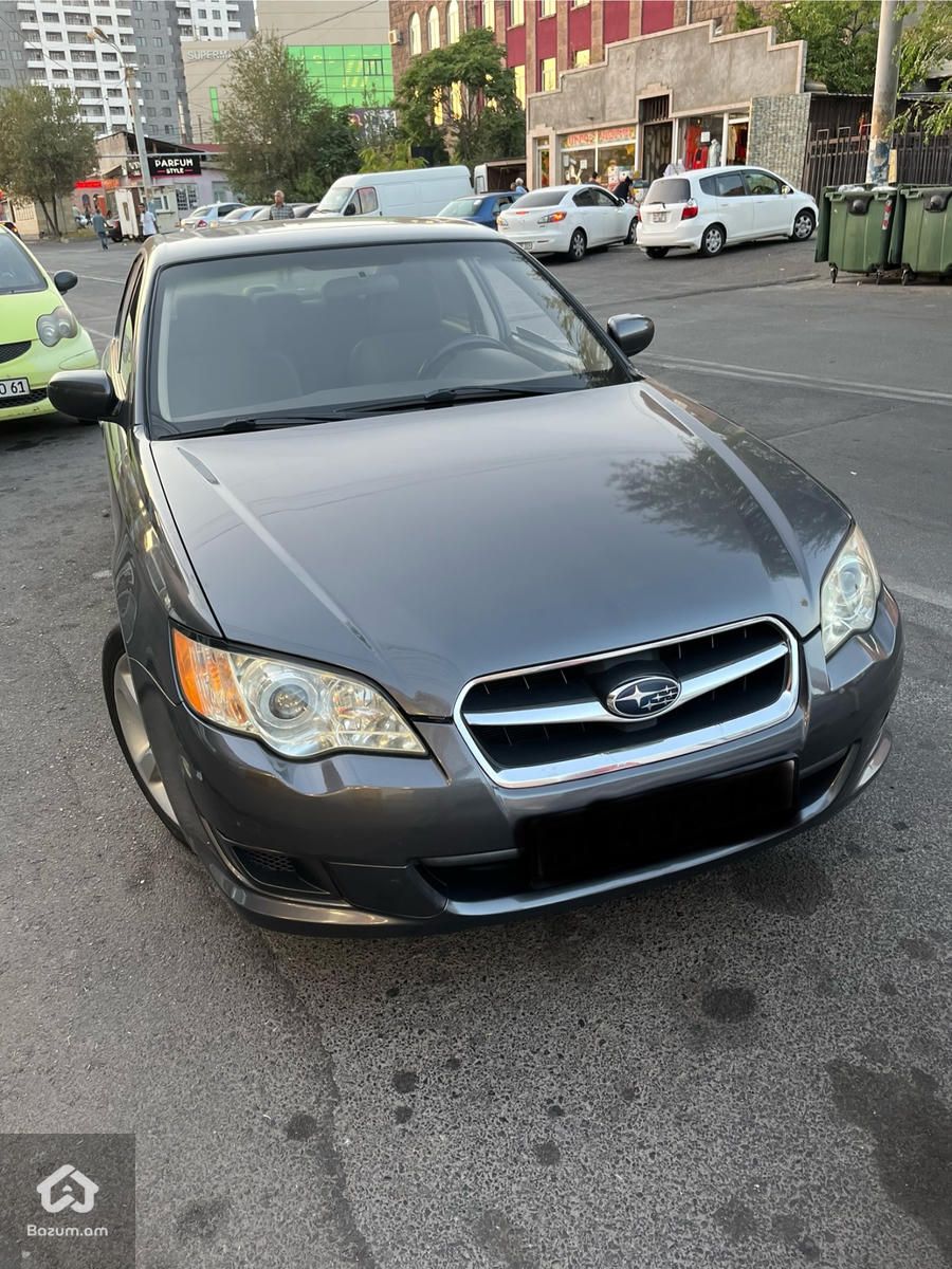 Subaru Legacy - image 1