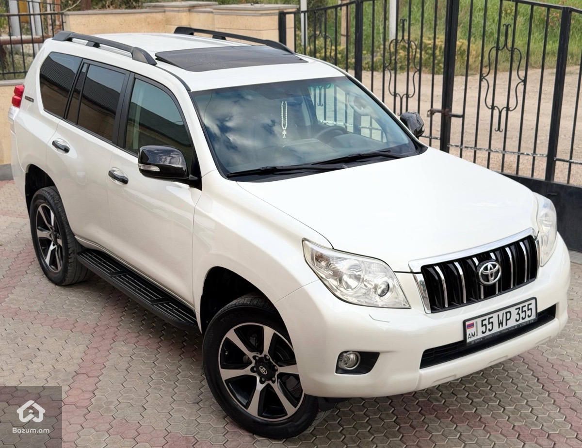 Toyota Land Cruiser Prado 2011 - image 2