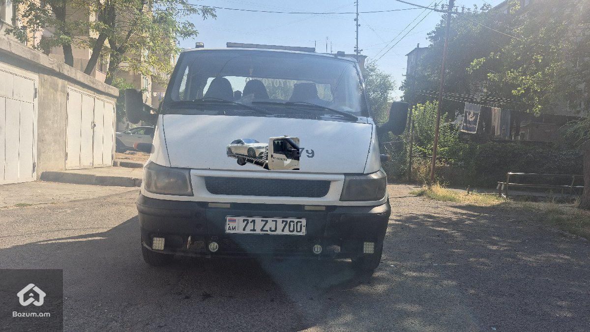 Ford Transit 2002 - image 1