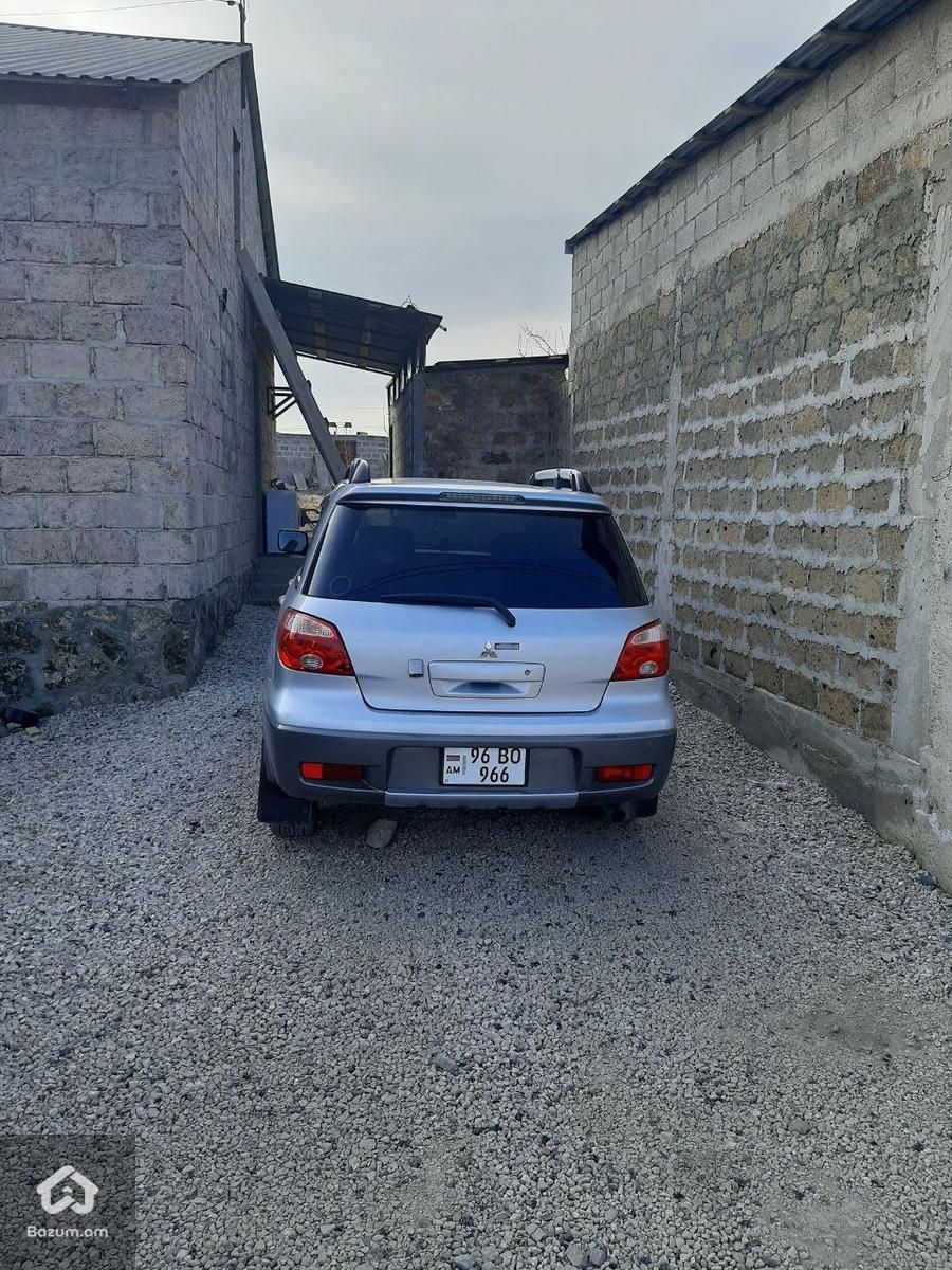 Mitsubishi Airtrek 2004 - image 9