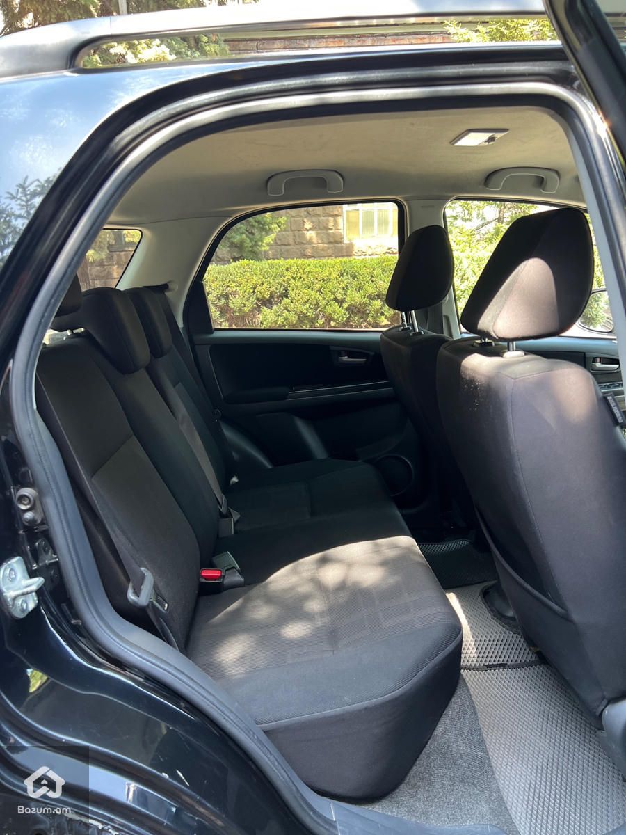 Suzuki SX4 2009 - image 12