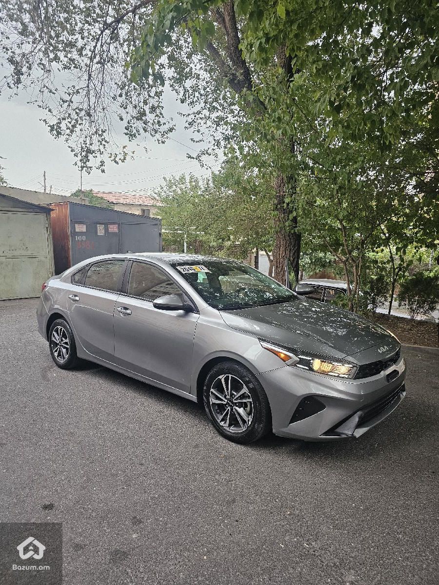 Kia Forte 2024 - image 7