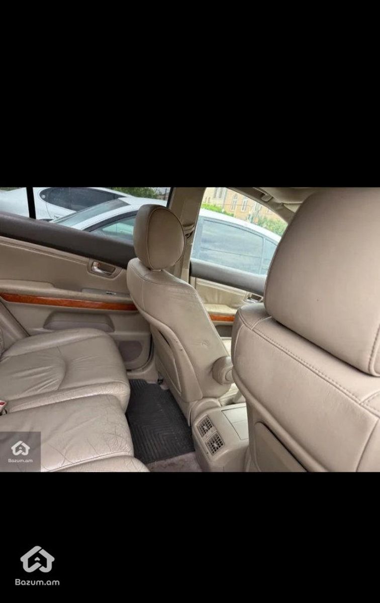 cgrenikner lexus rx330  - image 2