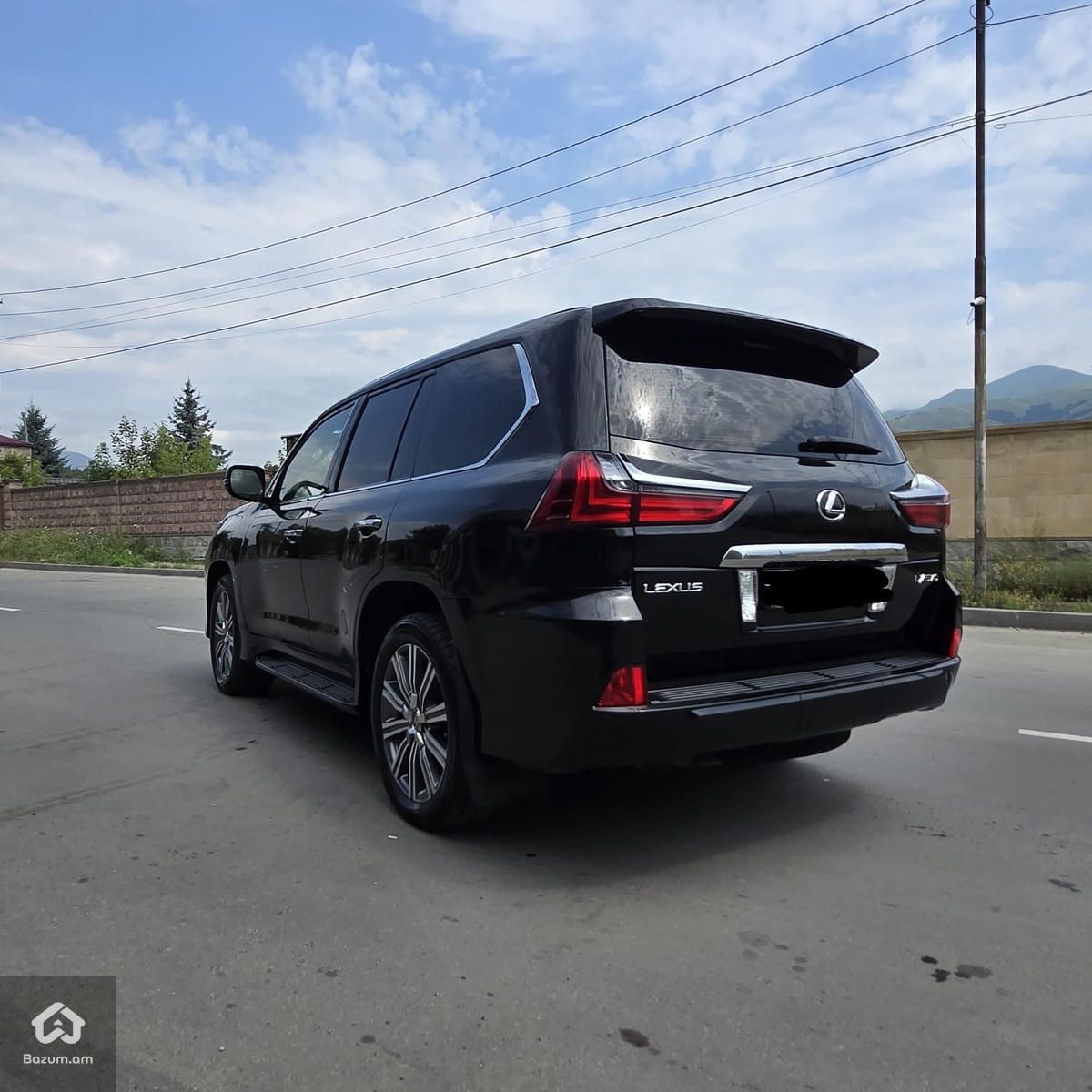 Lexus LX 570 2016 - image 9