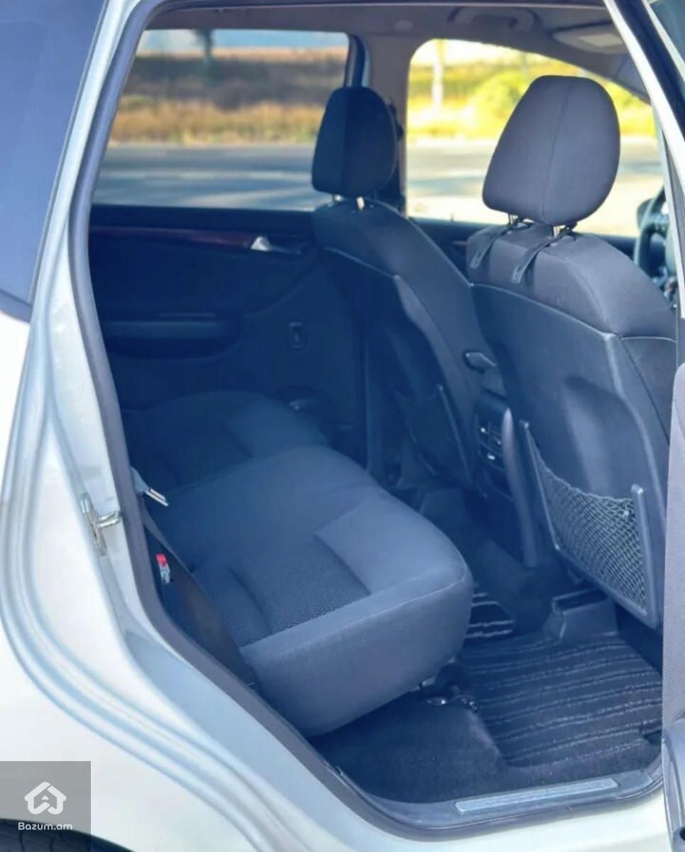 Mercedes Benz A 170 - image 6