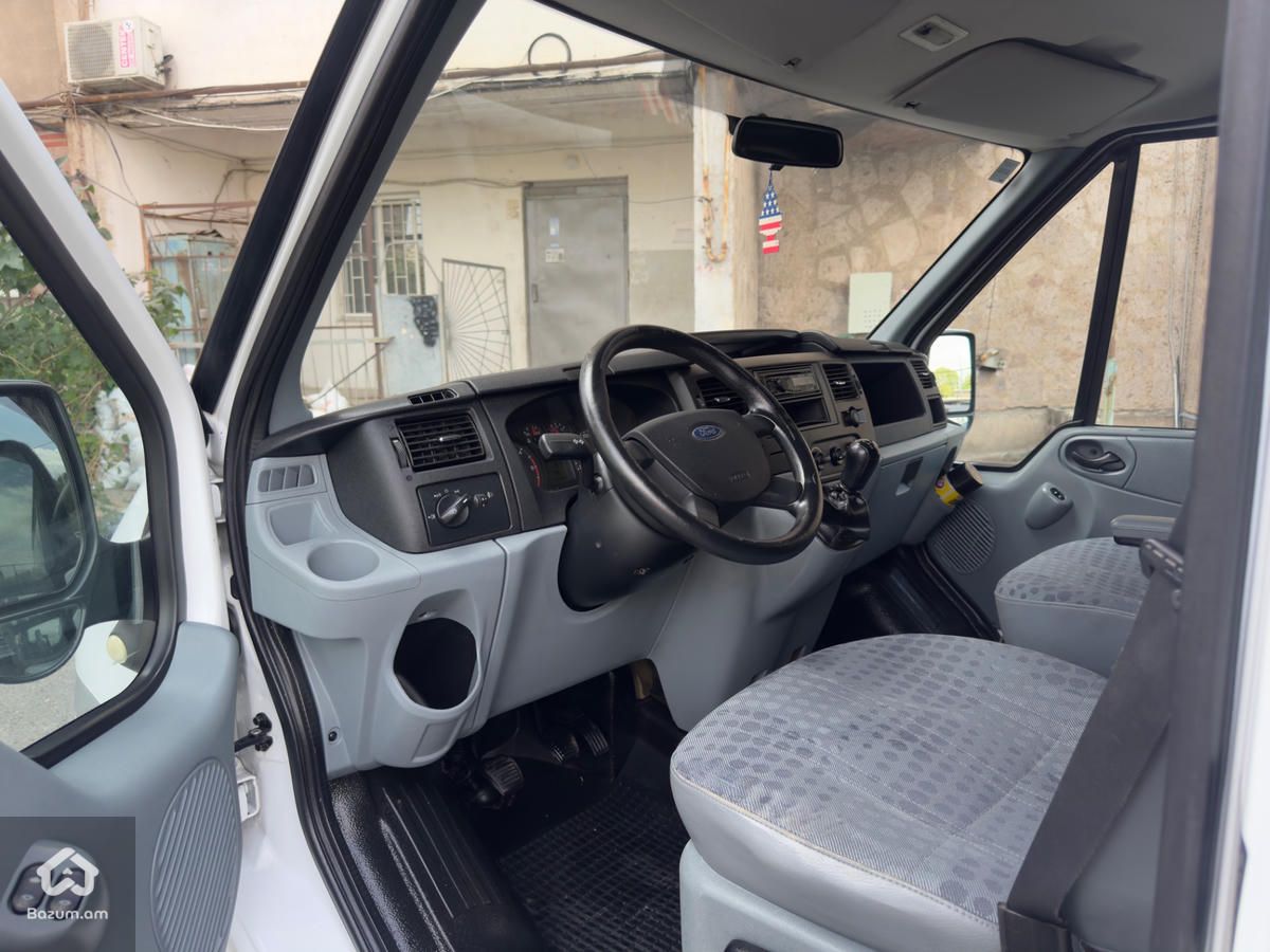 Ford Transit 2009 - image 3