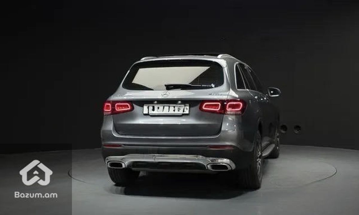 Mercedes Benz GLC-Class X253GLC300 4MATIC - image 4