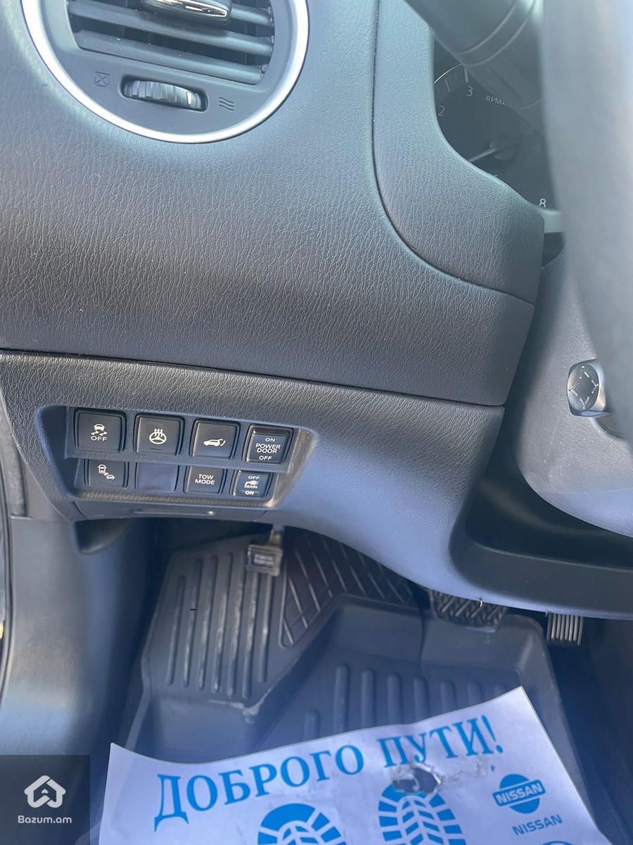 Nissan Pathfinder Platinium - image 15