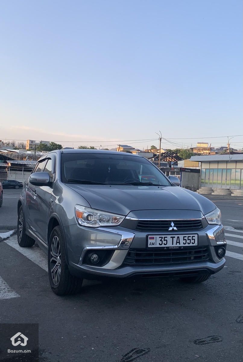 Mitshubishi outlander sport - image 8