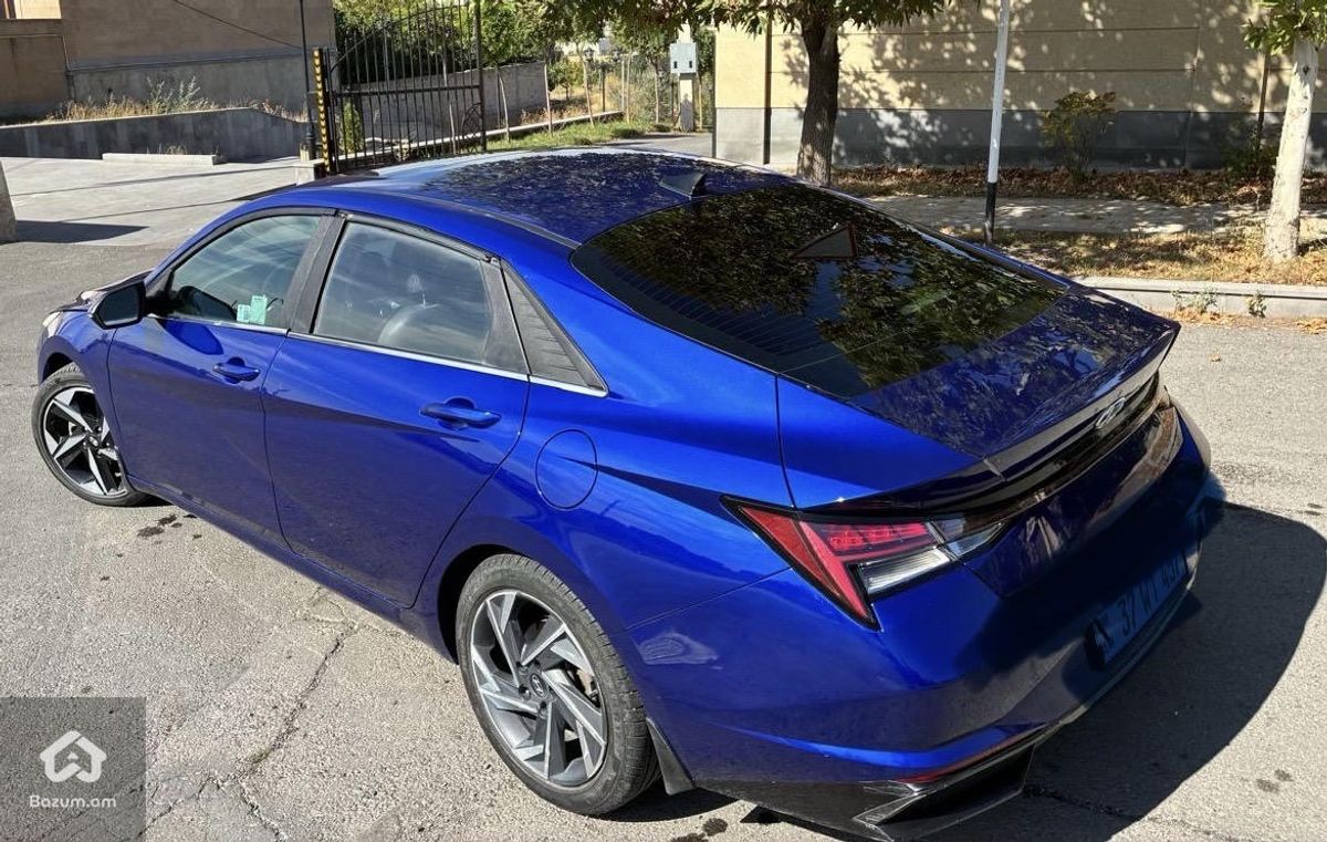 Hyundai Elantra 2021 - image 5