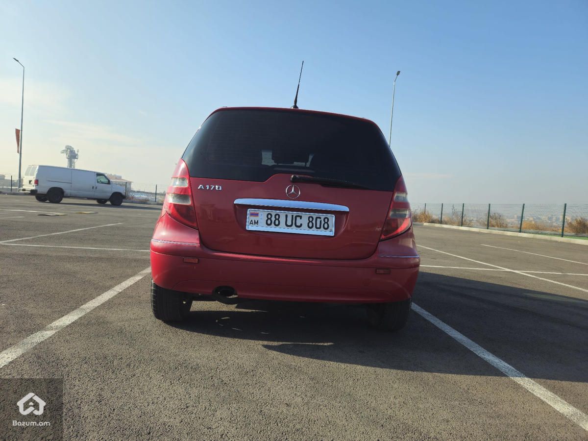 Mercedes Benz A170 - image 5