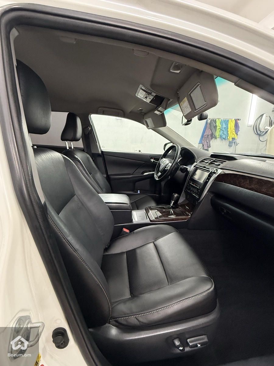 Toyota Camry 2015 - image 10