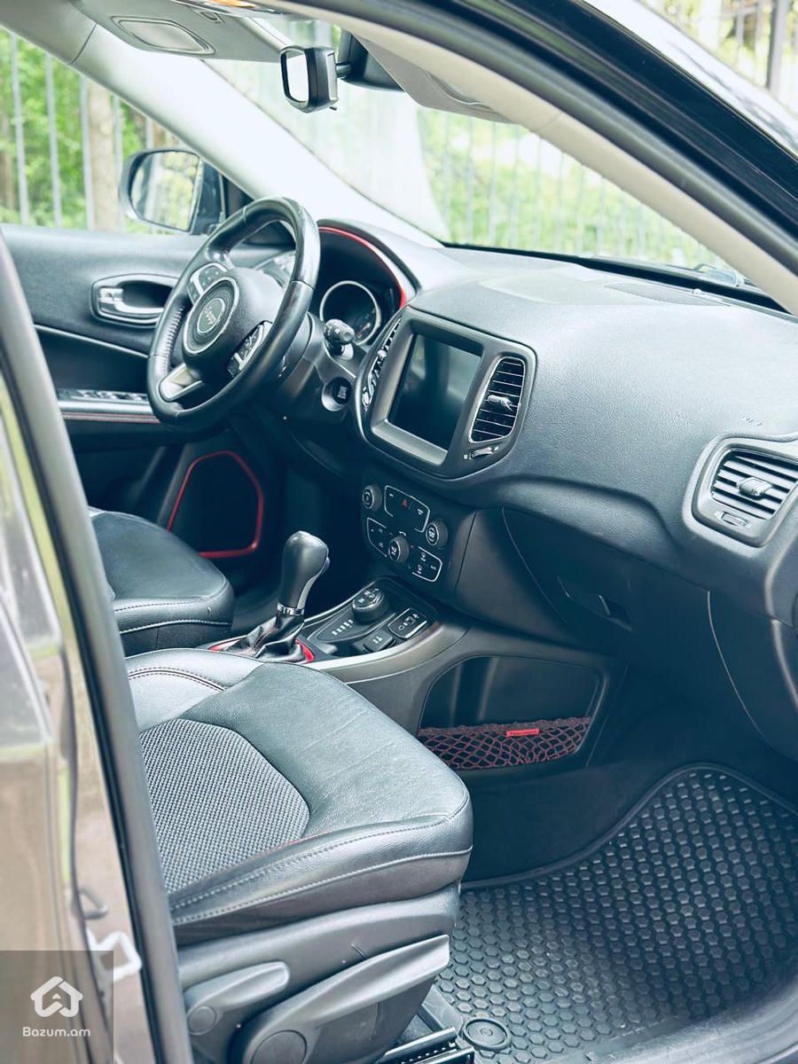 Jeep Compass Trailhawk - image 7