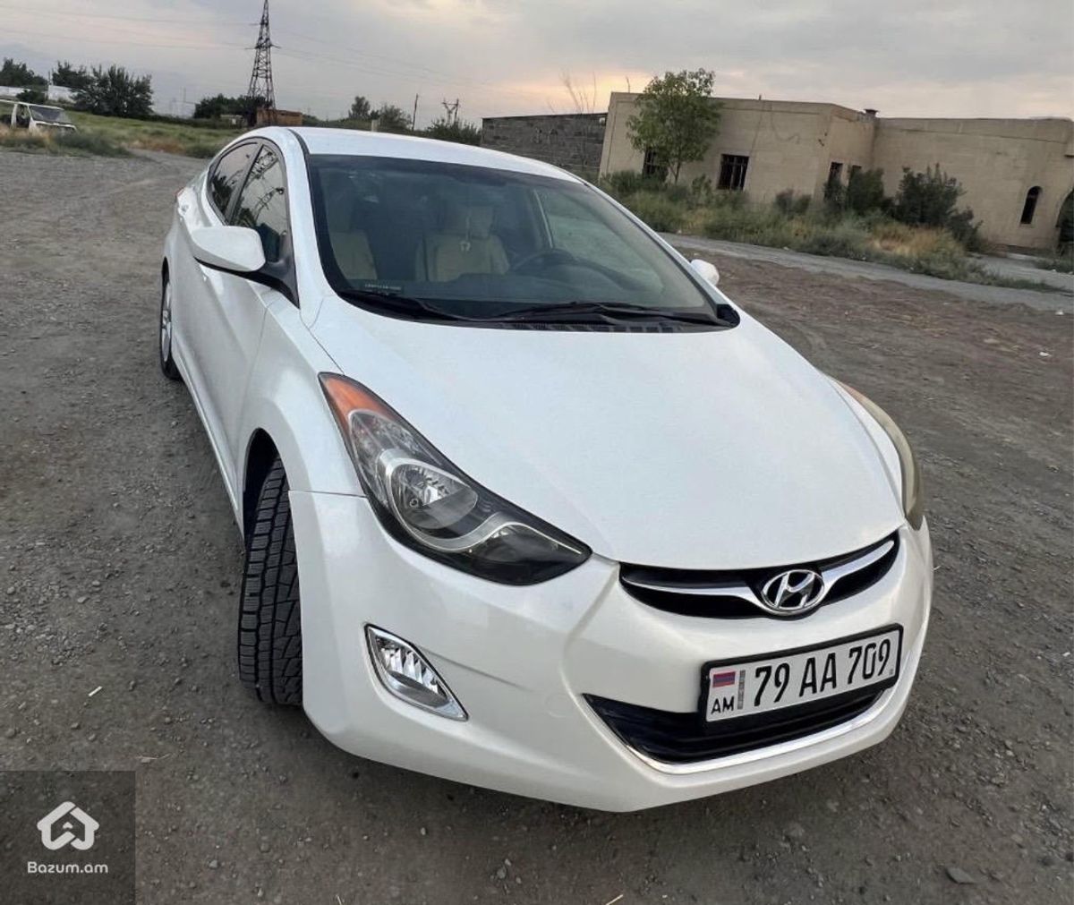Hyundai Elantra 2013 - image 6