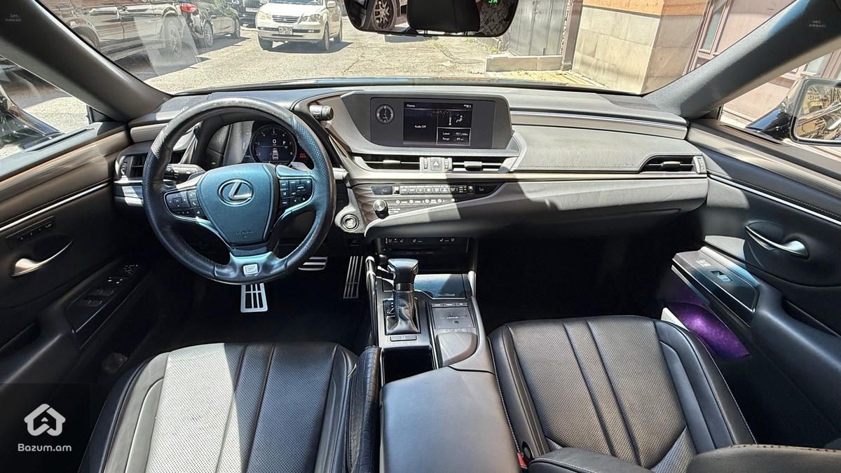 Lexus Es F Sport - image 7