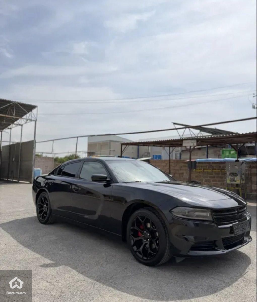Dodge Charger 2019 - image 2