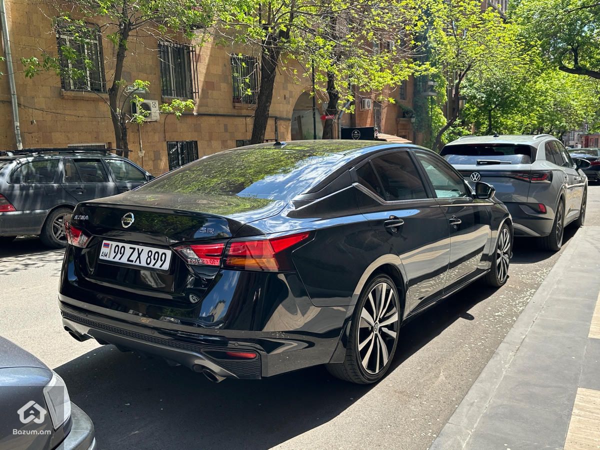 Nissan Altima 2022 SR - image 5