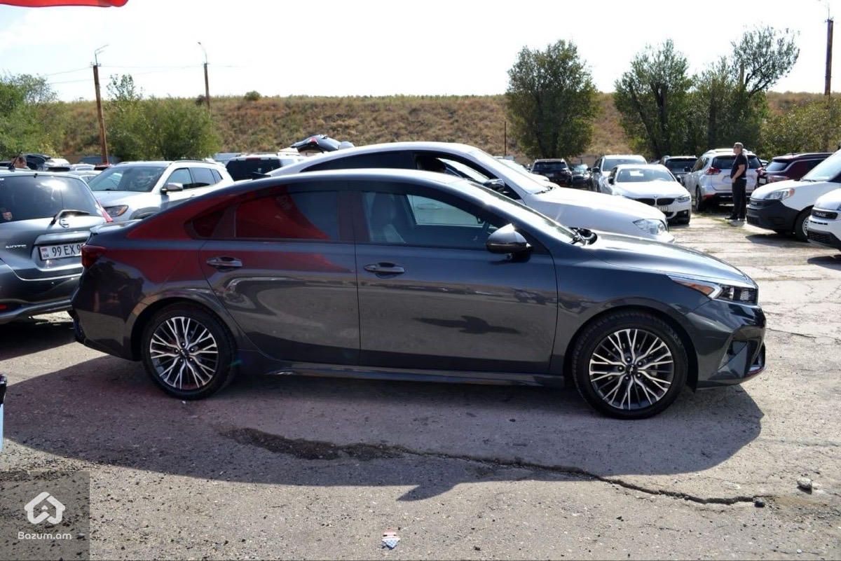 Kia Forte 2022 - image 4