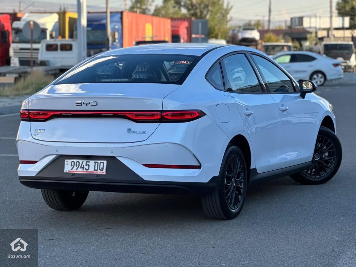BYD Qin 2026 - image 5