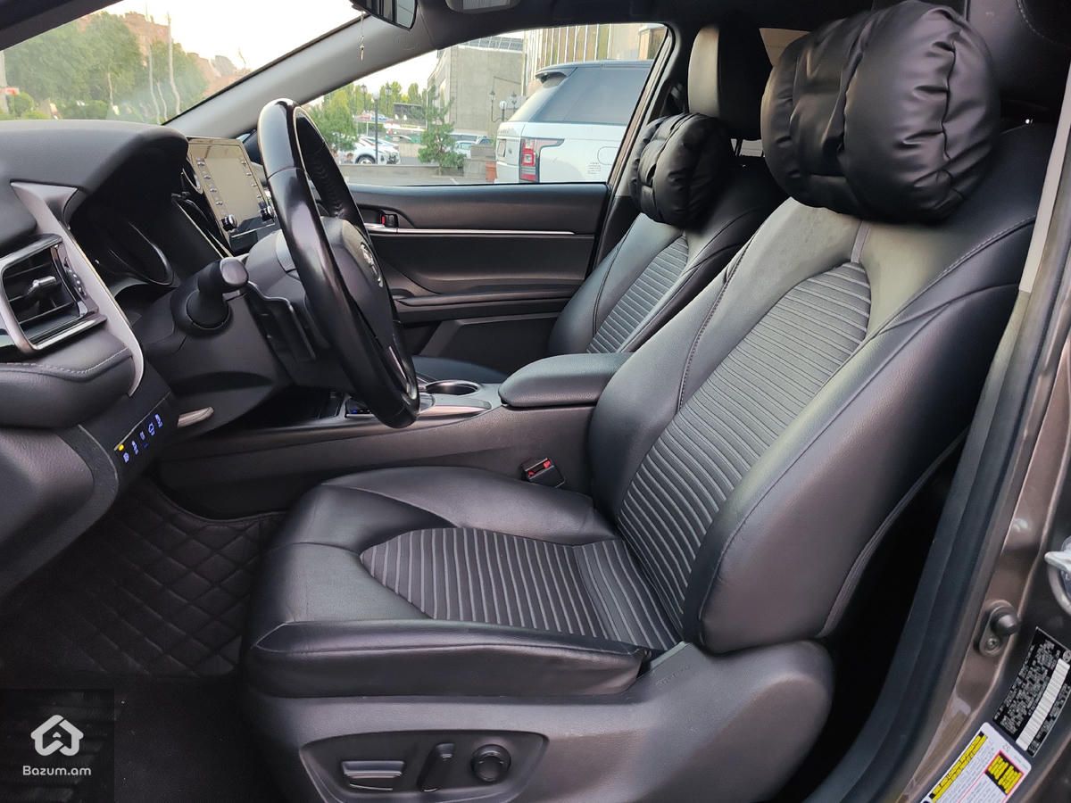 Toyota camry 2021 - image 10