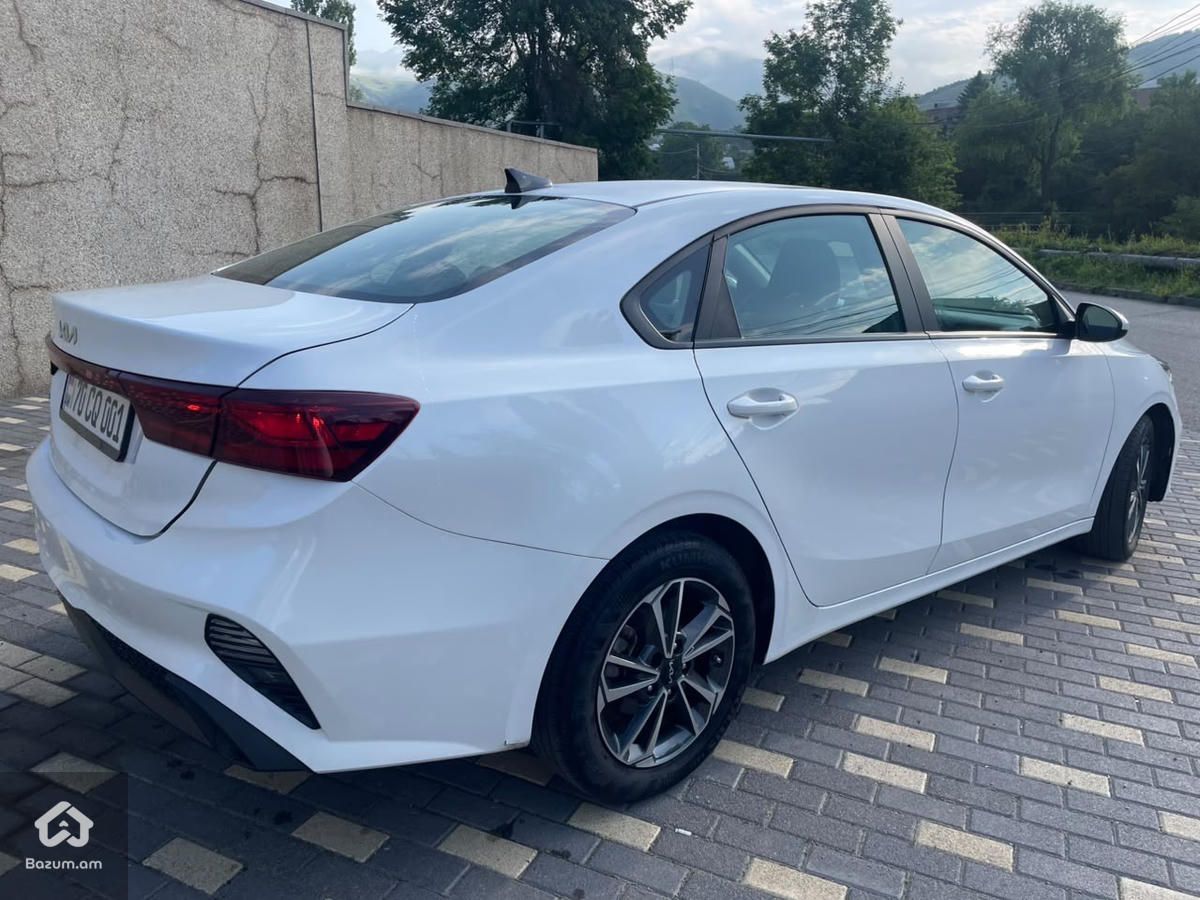 Kia forte - image 4