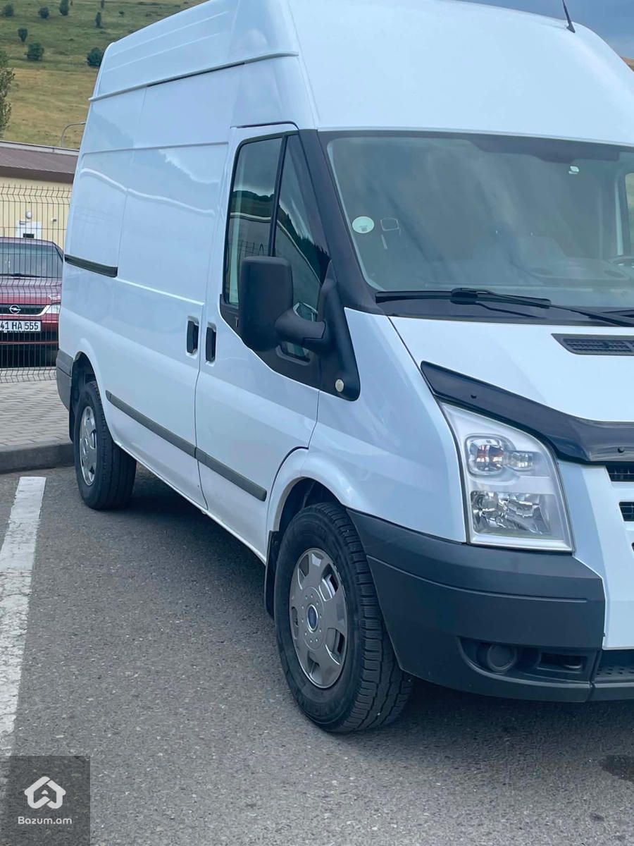 Ford transit - image 1
