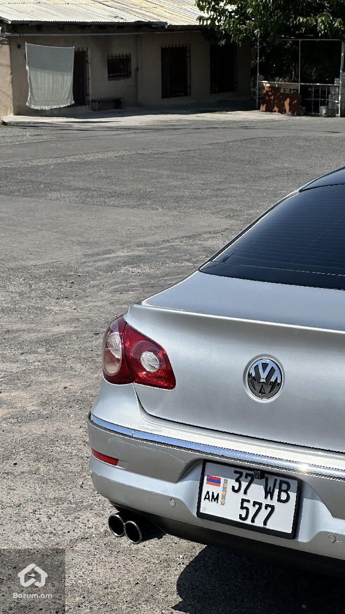 Volkswagen Passat CC 2010 - image 4