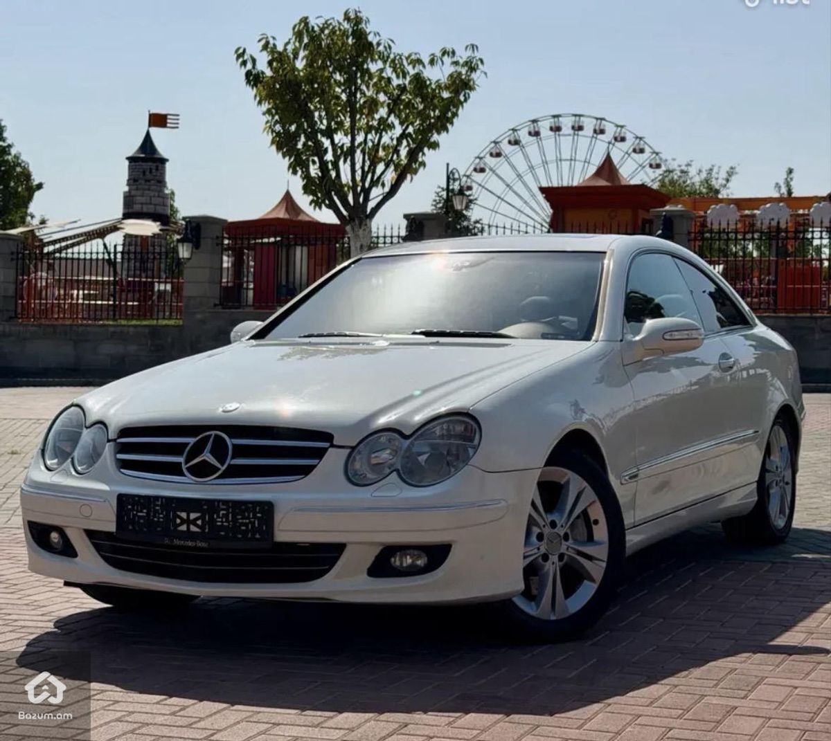 Mercedes-Benz CLK 350 2007 - image 1