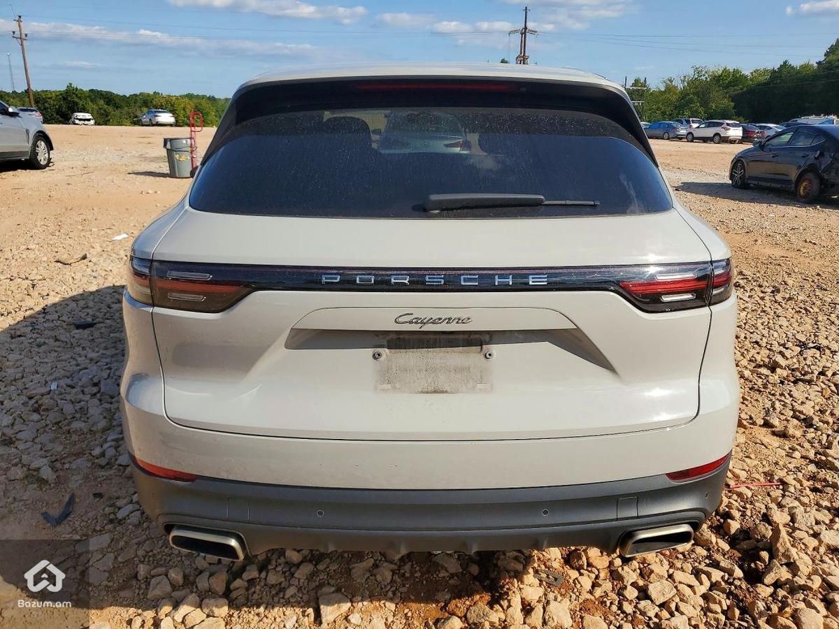 Porsche Cayenne 2023 - image 7