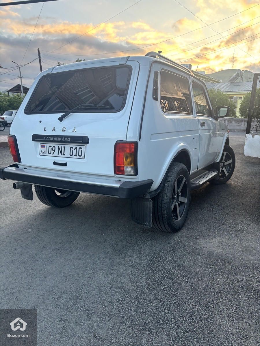 Lada Niva - image 6